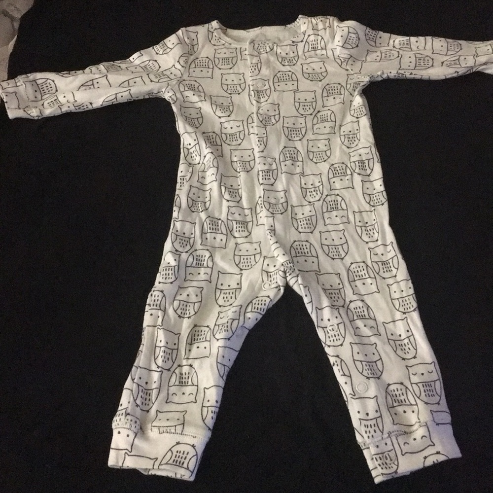 Just one you,carter’s size 6m one piece.